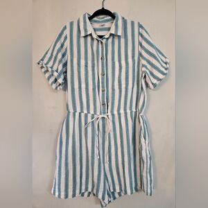 Old Navy Green, Blue, and White Striped Romper. 100% Cotton. EUC!